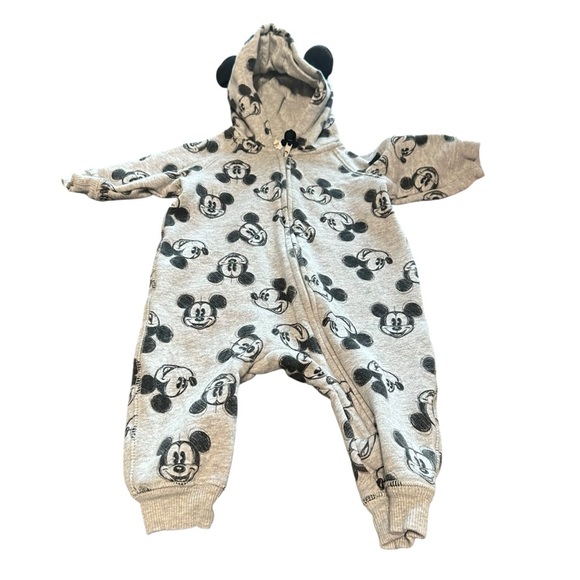 H&M Mickey Mouse Gray and Black Kids Footie - Picture 1 of 4